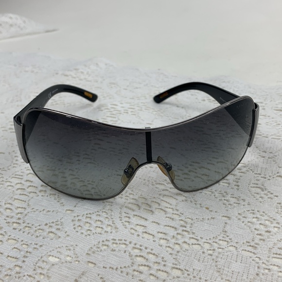 Ralph Lauren Sunglasses Dark with silver trim Designer Logo Stamped Nose Pads - Picture 3 of 16